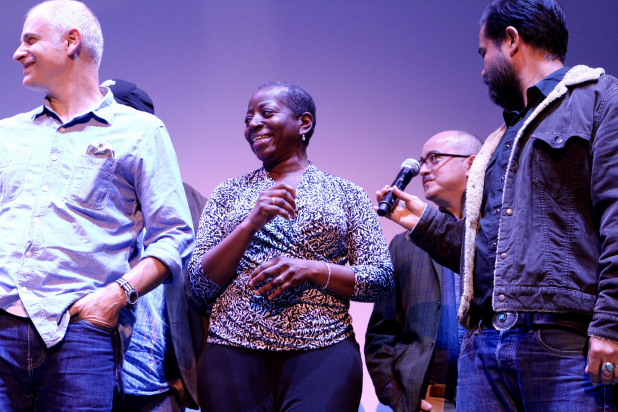 misssharonjones_closingnight03